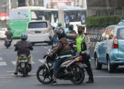 Hari ini Pengendara Pelanggar Lalin Bakal Dapat Surat Tilang Dari Polisi Melalui Pesan WhatsApp