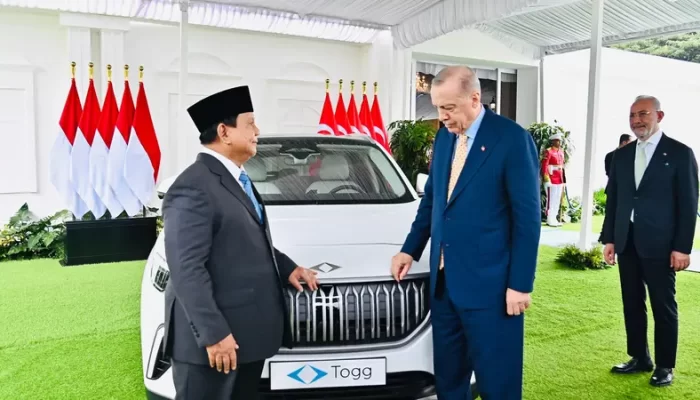 Presiden Prabowo Mendapat Hadiah 1 Unit Mobil Listrik Dari Presiden Turki Dalam Rangka Kunjungan ke Indonesia