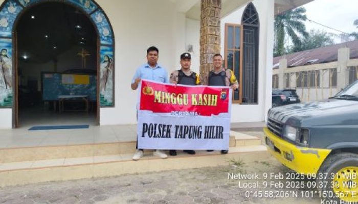 Polsek Tapung Hilir Gelar Patroli Kamtibmas di Gereja, Jamin Keamanan Ibadah Umat Kristiani