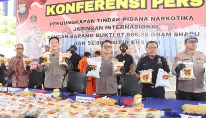 Kapolda Riau Apresiasi Polres Bengkalis atas Penangkapan Jaringan Narkoba Internasional