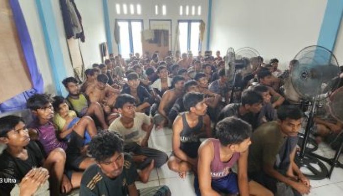 Sebanyak 182 Orang WNA Ditemukan Disalah Satu Rumah Warga Desa Batu Belah Kabupaten Kampar Oleh Tim Unit Intel Kodim 0313/KPR