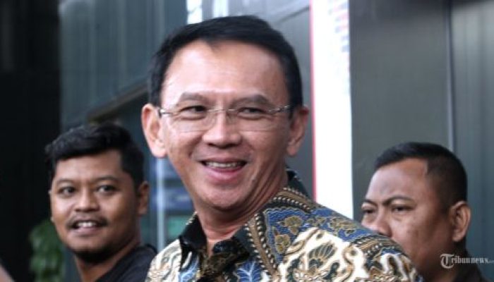 Besok Dijadwalkan Ahok Akan di Panggil Kejagung Terkait Kasus Oplosan BBM