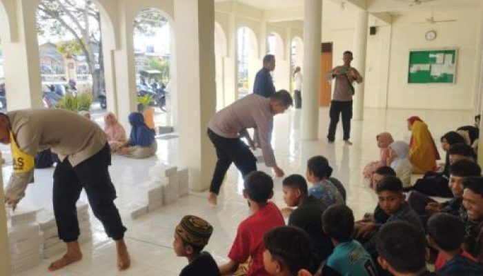 Polres Lhokseumawe Berbagi Berkah, Puluhan Anak Yatim Piatu Terima Paket Berbuka Puasa