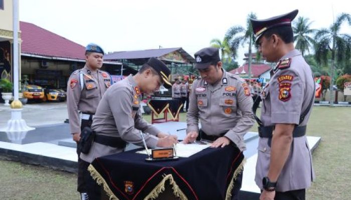 Hari ini Polres Kampar Laksanakan Sertijab Intelkam dan Kapolsek XIII Koto Kampar 