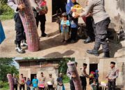 Bagi Bagi Bansos Kepada Lansia dan Duwafa Bentuk Keperdulian Polsek Sungai Sembilan Pada Masyarakat