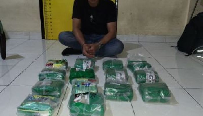 Kejar-kejaran di Jalan, Polda Riau Bekuk Residivis Narkoba dan Sita 14 Kg Sabu serta Ribuan Ekstasi