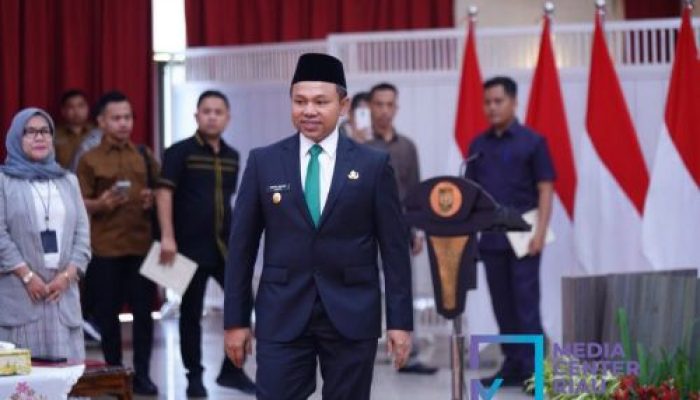 Pj Sekda Riau Resmi Dilantik, Ini Pesan Tegas Gubri Abdul Wahid Gubernur Riau Abdul Wahid