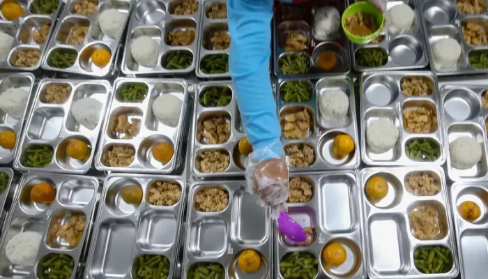 Narapidana di Lapas Sukamiskin Bandung Dilibatkan Masak Makanan Bergizi Gratis