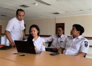 BPJ Setda Kota Pekanbaru Beri Pendampingan Implementasi e-Katalog Versi 6 Kepada Puskesmas Rumbai Bukit