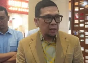 Selain Private Jet, DPR Endus Skandal Helikopter hingga Alphard di KPU: Kami Sudah Tahu, tapi…