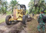 Bersinergi Bersama Masyarakat TMMD ke-124 untuk Membangun Desa di Kelurahan Bukit Kayu Kapur Fokus di RT 11