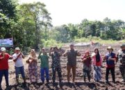 TMMD ke- 24 Kodim 0320 di Kelurahan Bukit Kayu Kapur Selain Bangunan Fisik Juga Menyentuh Sektor Pertanian