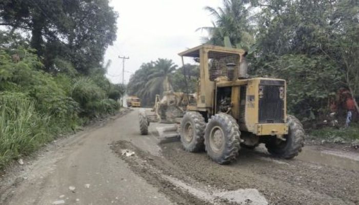 Pemprov Riau Ambil Tindakan Kerusakan Jalan Mahato-Manggala