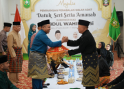 Gubri Abdul Wahid Sandang Gelar Datuk Setia Amanah