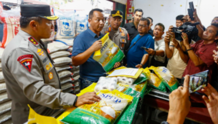Marak Beredarnya Beras Oplosan Bulog, Polisi Grebek Pelaku di Pekanbaru