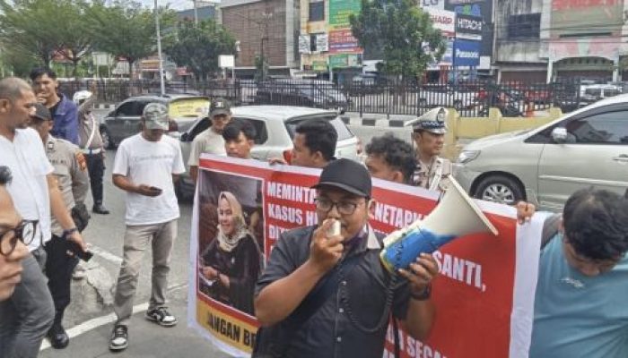 Pengakuan Mengejutkan, Peserta Demo Kejari Pekanbaru Diduga Dibayar Rp50 Ribu Per Kepala