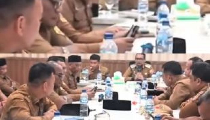 Viral Video Diduga Sekda Labuhanbatu Selatan Merokok Saat Rapat Bersama OPD, Aliansi Mahasiswa Hukum Desak Bupati Segera Copot Reza Pahlevi dari Jabatannya