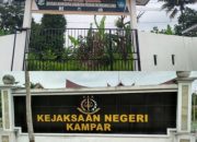 Diduga Sarat Mark-Up dan Penyimpangan, Proyek Rp4,3 Miliar SMPN 6 Siak Hulu Resmi Dilaporkan ke Kejaksaan