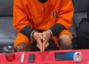 Berusaha Kabur, Polisi Ringkus Pemuda Dengan 16 Paket Narkotika Jenis Sabu.
