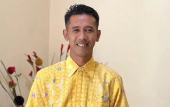 Ketua Komisi IV DPRD Kampar Agus Risna Saputra Akan Pelajari Keluhan Jaringan Listrik di Dusun IV Ranah Baru