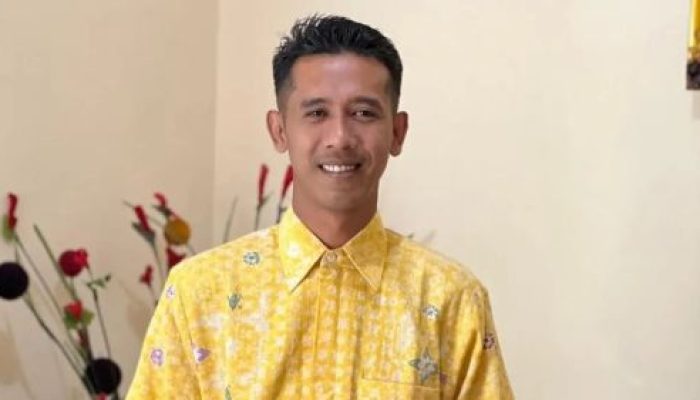 Ketua Komisi IV DPRD Kampar Agus Risna Saputra Akan Pelajari Keluhan Jaringan Listrik di Dusun IV Ranah Baru