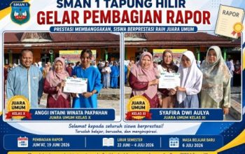 SMAN 1 Tapung Hilir Gelar Pembagian Rapor: Anggi Intaini Winata Pakpahan dan Syafira Dwi Aulya Raih Juara Umum