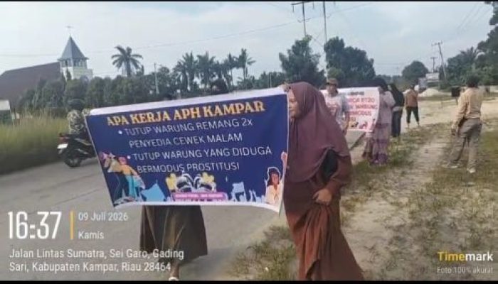 Tak Tahan Resah, Emak-emak di Tapung Geruduk Warung Remang-remang, Desak APH Tutup Tempat Diduga Prostitusi
