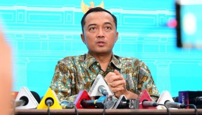 Ratusan Ribu Masyarakat Berpartisipasi dalam “War” Undangan Upacara HUT ke-81 Kemerdekaan RI