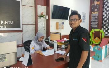 Dua Media di Kampar Laporkan Dugaan Penyimpangan Revitalisasi SD Negeri 014 Kuok ke Kejari